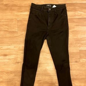 Black skinny jeans